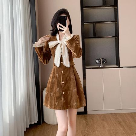 FA45135# 系带蝴蝶结法式加厚长袖连衣裙女冬装高级感收腰气质荷叶边打底裙 服裝批發女裝批發服飾貨源
