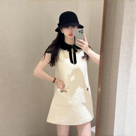 FA45138# 千金风白色娃娃领无袖连衣裙女秋冬新款毛呢蝴蝶结a字背心裙 服裝批發女裝批發服飾貨源