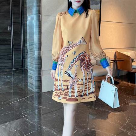 FA45150# 数码印花定位连衣裙秋季新款气质小鹿定位印花透明长袖A字裙 服裝批發女裝批發服飾貨源