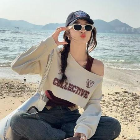 FA45273# 秋季女新款斜肩长袖卫衣T恤吊带叠穿真两件套露肩时尚小上衣 服裝批發女裝批發服飾貨源