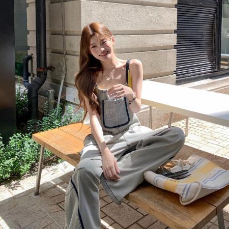 FA45310# 地球店美式复古水洗牛仔背带裤女秋季设计感宽松休闲工装直筒裤 服裝批發女裝批發服飾貨源