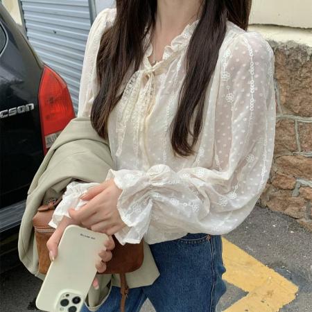 FA45317# 秋季韩东大门法式木耳花边领系带长袖蕾丝衬衫搭配吊带上衣女 服裝批發女裝批發服飾貨源