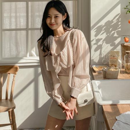 FA45320# 秋季新款韩东大门圆领长袖衬衫搭配花瓣边吊带背心两件套女 服裝批發女裝批發服飾貨源