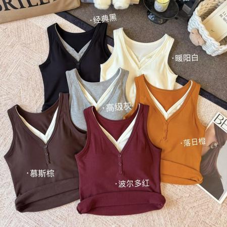 秋冬磨毛撞色假两件带胸垫背心宽肩修身显瘦美背背心文胸一体式 服裝批發女裝批發服飾貨源