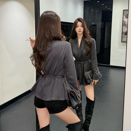 极简Row感高级灰不规则设计毛呢多穿法系带外套 服裝批發女裝批發服飾貨源