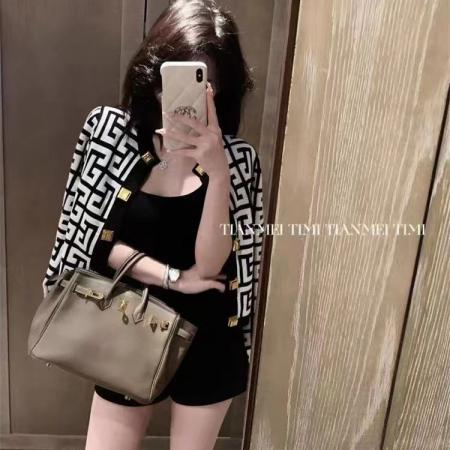 FA45189# 甜美TIMI针织开衫外套女法式上衣气质温柔穿搭字母外套 服裝批發女裝批發服飾貨源