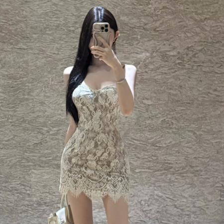 FA45215# 蕾丝花边V领修身吊带连衣裙夏季气质性感辣妹收腰包臀裙 服裝批發女裝批發服飾貨源