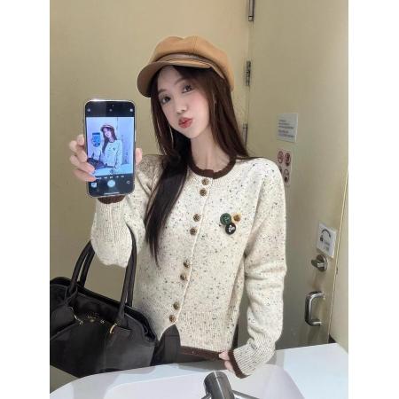 FA45287# 复古圆领针织开衫女春秋新款设计感别致撞色毛衣外套短款上衣 服裝批發女裝批發服飾貨源