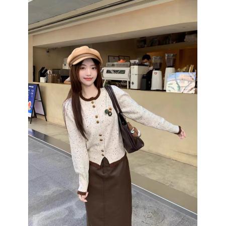 FA45287# 复古圆领针织开衫女春秋新款设计感别致撞色毛衣外套短款上衣 服裝批發女裝批發服飾貨源