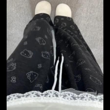 FA45327# 新款黑色卡通印花休闲裤女抽绳宽松高腰显瘦百搭直筒阔腿裤 服裝批發女裝批發服飾貨源