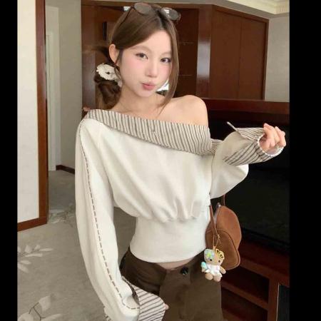 FA45332# 格纹拼接斜领长袖卫衣女收腰显瘦短款纯欲上衣 服裝批發女裝批發服飾貨源