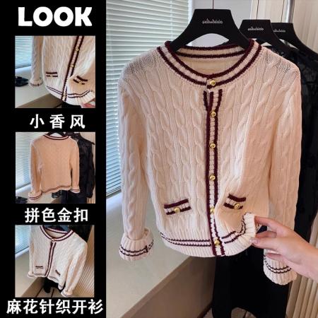 FA45345# 小香风软糯麻花针织开衫女秋冬新款高级感金扣毛衣设计 服裝批發女裝批發服飾貨源