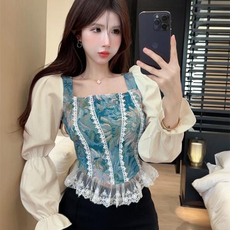 FA45357# 新款方领衬衫法式复古提花甜辣风碎花拼接洋气上衣 服裝批發女裝批發服飾貨源