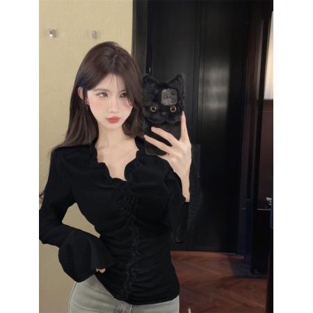 FA45378# 新款轻熟风V领褶皱花朵喇叭袖打底衫百搭上衣 服裝批發女裝批發服飾貨源