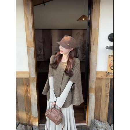 FA45396# 斗篷披肩外搭小香风外套长袖打底连衣裙套装 服裝批發女裝批發服飾貨源