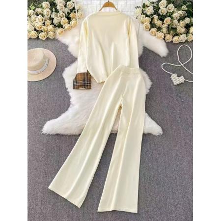 FA45432# 温柔风杏色设计感花朵爱心扣拼接长袖针织外套高腰阔腿裤两件套 服裝批發女裝批發服飾貨源