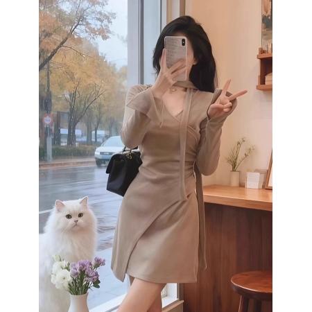 FA45434# 法式轻熟风V领收腰连衣裙今年流行的爆款女装秋季新款气质短裙潮 服裝批發女裝批發服飾貨源