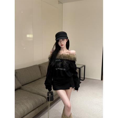 FA45551# 美式复古可爱狗狗卫衣薄款露肩上衣毛领拼接斜肩长袖T恤 服裝批發女裝批發服飾貨源