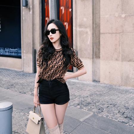 FA45594# 中袖羊毛衫女精纺圆领上衣秋冬品牌洋气毛衣半袖提花针织衫 服裝批發女裝批發服飾貨源