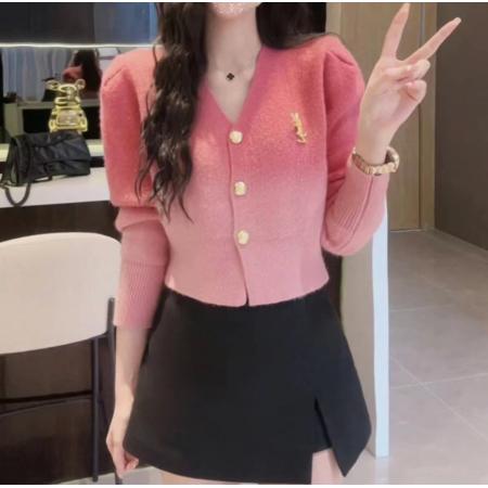 FA45595# 秋冬气质百搭法式V领金扣渐变软糯羊毛小香针织毛衣 服裝批發女裝批發服飾貨源