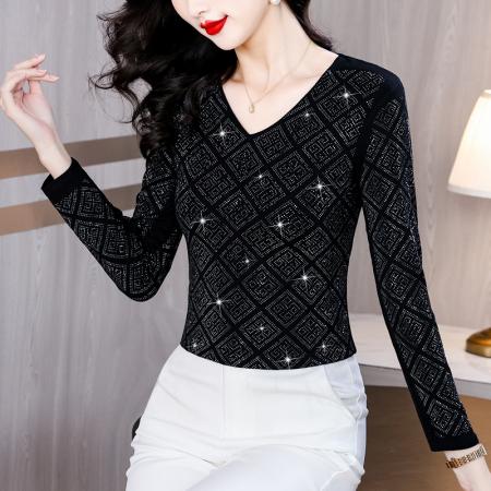 FA45667# 秋季新款高档重工烫钻方块图案气质显瘦V领长袖棉T恤 服裝批發女裝批發服飾貨源