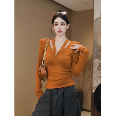 FA45676# 性感辣妹风德绒磨毛镂空长袖T恤秋季高级感修身显瘦打底衫上衣女 服裝批發女裝批發服飾貨源