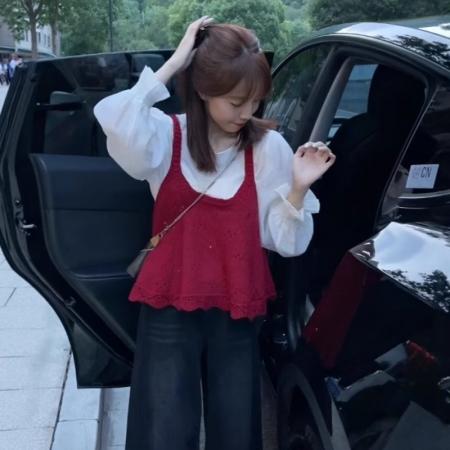 人手款早秋款韩版镂空减龄针织吊带背心+内搭衬衫两件套 服裝批發女裝批發服飾貨源