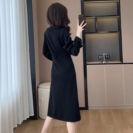 减龄高级感赫本风卫衣连衣裙秋冬设计感法式优雅气质显瘦长裙 服裝批發女裝批發服飾貨源