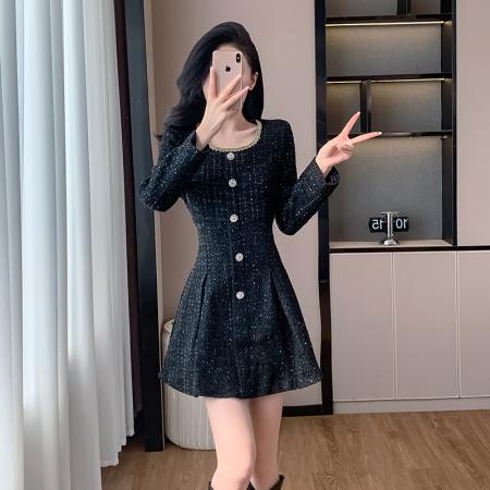 法式赫本小香风高级感圆领长袖黑色毛呢连衣裙内搭女短款裙子 服裝批發女裝批發服飾貨源