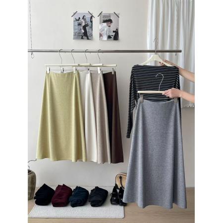 FA45833# 法式复古糯米羊绒毛呢料大摆半身裙女秋冬松弛感洋气质鱼尾a字裙 服裝批發女裝批發服飾貨源