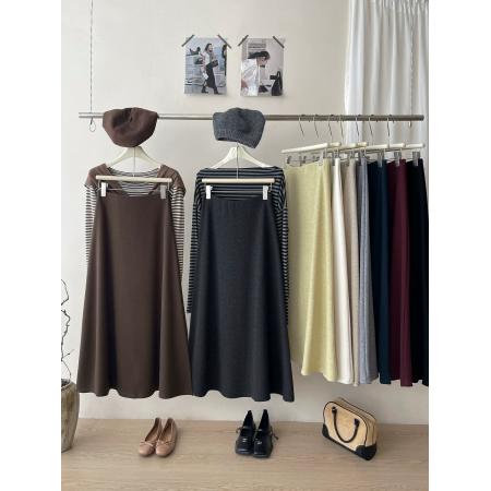 FA45833# 法式复古糯米羊绒毛呢料大摆半身裙女秋冬松弛感洋气质鱼尾a字裙 服裝批發女裝批發服飾貨源