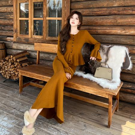 FA45846# 法式复古荷叶边针织开衫高腰半身裙套装女秋冬新超好看两件套 服裝批發女裝批發服飾貨源