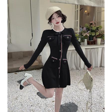 FA45848# 新年女圆领针织连衣裙甜美收腰A字裙秋冬显瘦毛衣打底裙 服裝批發女裝批發服飾貨源