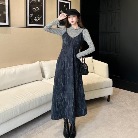 FA45857# 秋冬新款韩版时尚气质百搭显瘦打底衫+吊带连衣裙两件套 服裝批發女裝批發服飾貨源