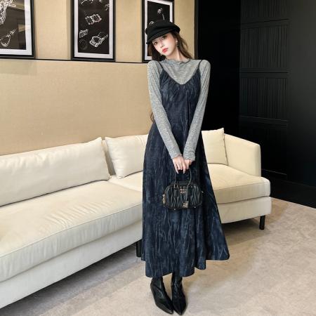 FA45857# 秋冬新款韩版时尚气质百搭显瘦打底衫+吊带连衣裙两件套 服裝批發女裝批發服飾貨源