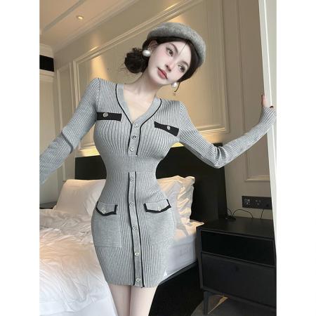 FA45859# 小个子高级灰色针织连衣裙秋冬法式气质收腰显瘦修身毛衣裙女 服裝批發女裝批發服飾貨源