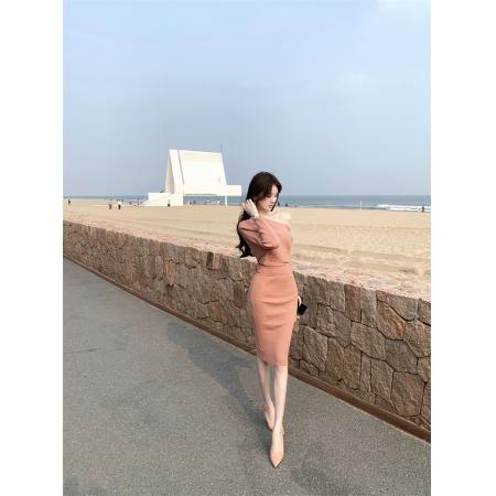 FA45865# 微醺玫瑰不规则斜肩针织连衣裙柔软舒适弹力包臀裙女 服裝批發女裝批發服飾貨源