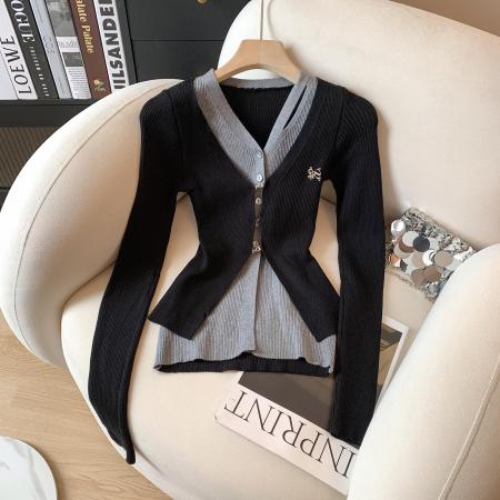 FA45911# 韩版复古独特别致v领修身长袖毛衣针织假两件开衫上衣女 服裝批發女裝批發服飾貨源