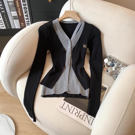 FA45911# 韩版复古独特别致v领修身长袖毛衣针织假两件开衫上衣女 服裝批發女裝批發服飾貨源