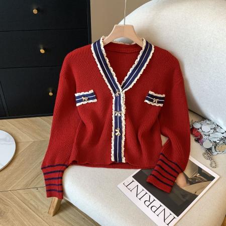 FA45936# 高级感秋冬洋气减龄复古蕾丝拼接洋气毛衣V领内搭女针织衫 服裝批發女裝批發服飾貨源