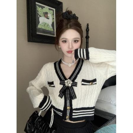 FA45940# 小香风V领显瘦短款外套设计感别致针织开衫毛衣 服裝批發女裝批發服飾貨源