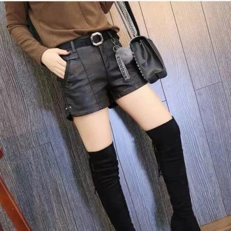 FA45950# 不配腰带辣妹皮短裤女秋冬季低腰显瘦pu阔腿外穿黑色靴裤 服裝批發女裝批發服飾貨源