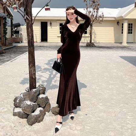 FA45962# 秋冬新款法式气质纯欲风深V领长袖丝绒连衣裙女收腰显瘦长裙ins风 服裝批發女裝批發服飾貨源