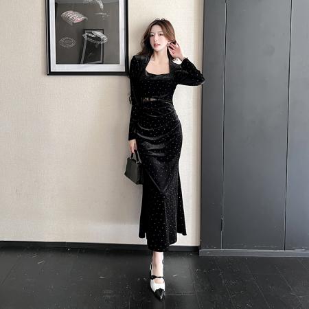 FA45969# 法式方领设计蕾丝镂空收腰小心机秋冬轻奢时尚连衣裙 服裝批發女裝批發服飾貨源