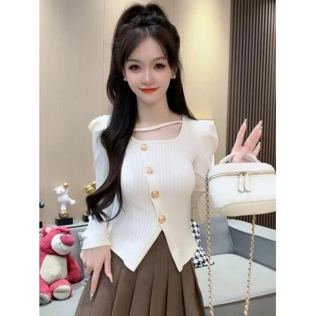 FA46053# 法式方领斜扣设计感小众T恤女秋冬新款修身洋气百搭显瘦上衣 服裝批發女裝批發服飾貨源