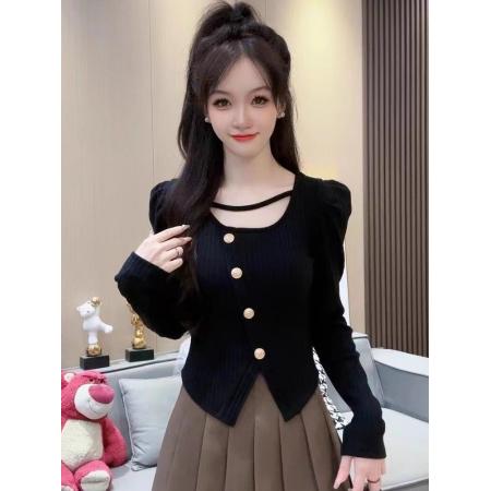 FA46053# 法式方领斜扣设计感小众T恤女秋冬新款修身洋气百搭显瘦上衣 服裝批發女裝批發服飾貨源