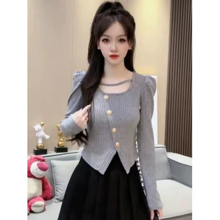 FA46053# 法式方领斜扣设计感小众T恤女秋冬新款修身洋气百搭显瘦上衣 服裝批發女裝批發服飾貨源