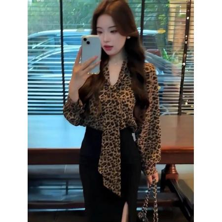 FA46054# 高级感长袖豹纹雪纺V领飘带衬衫女秋季新款复古气质纯欲辣妹上衣 服裝批發女裝批發服飾貨源
