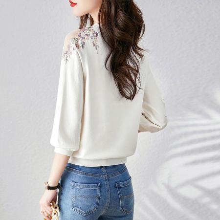 FA46169# 镂空针织衫女秋冬新款设计感甜美小清新花朵显瘦圆领套头上衣 服裝批發女裝批發服飾貨源
