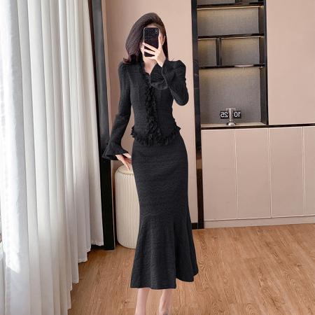 FA46203# 名媛V领长袖木耳边蕾丝小衫修身性感半身裙套装 服裝批發女裝批發服飾貨源